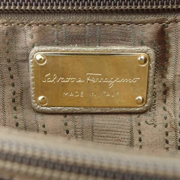 Salvatore Ferragamo Handbag Vara Leather x Gold Hardware Authentic Used - Picture 7 of 10